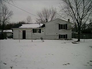2nd image of 56698 Driftwood Dr