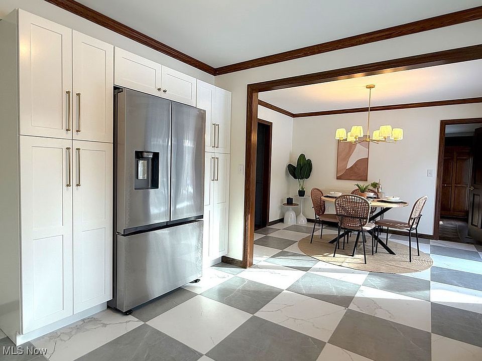 りっくま 3964 Sunnybrook Dr SE, Warren, OH 44484 | Zillow