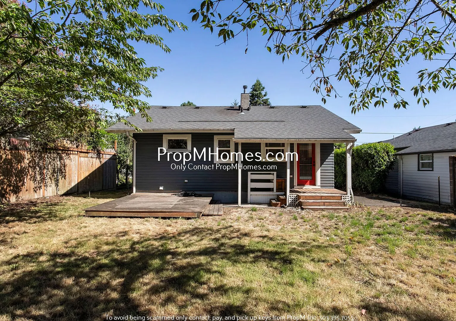Charming 2BR Gem in the Heart of NE Portland! — Photo 2