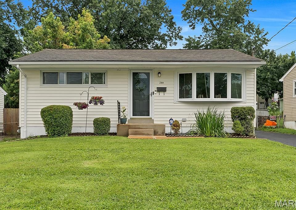 1st image of 244 Floralea Pl