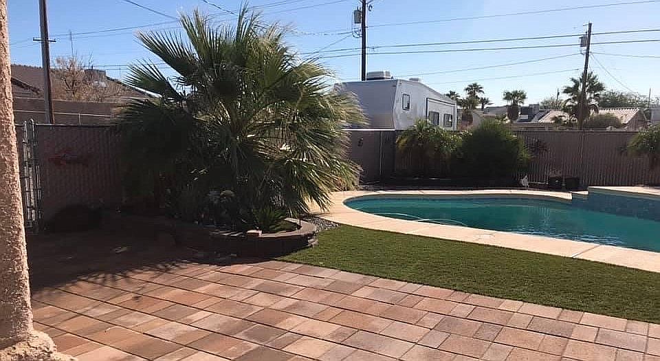 2nd image of 2510 Avalon Ln