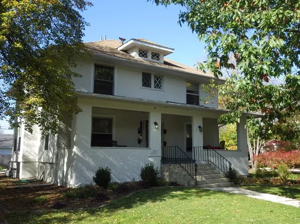 177 S Calumet Ave, Aurora, IL 60506