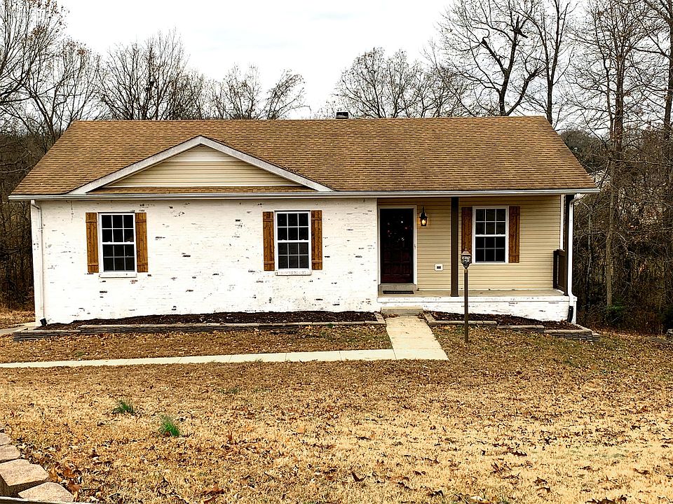 1st image of 500 Barney Ln