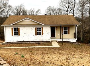 500 Barney Ln, Clarksville, TN 37042