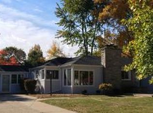 1001 Helen St, Midland, MI 48640