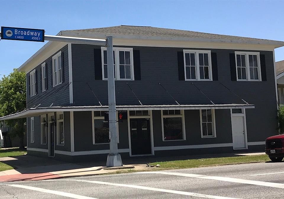 1st image of 4501 Broadway St