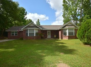 86 Holliman Cemetery Rd, Carriere, MS 39426