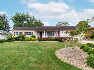 1505 Rose Hedge Dr, Poland, OH
