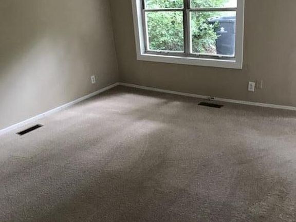 2nd image of 945 Hiawassee Ave
