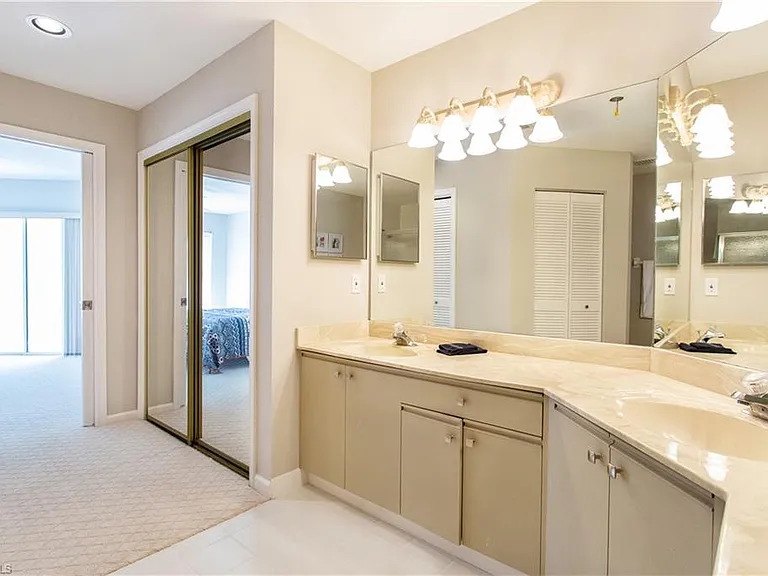 6240 Bellerive Ave #6606 — Photo 25