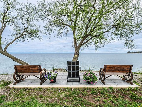 4th image of 1231 Lakeshore Rd