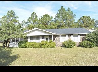 1229 NE Maryann Prescott Rd, Glennville, GA 30427