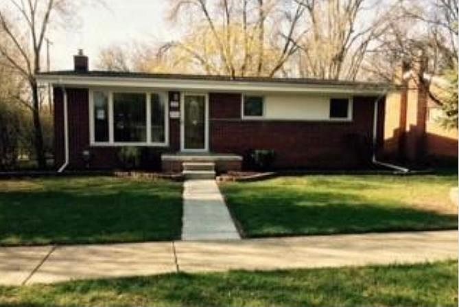 1st image of 511 Jamaica Dr