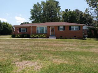 402 Carman Ave, New Johnsonville, TN 37134