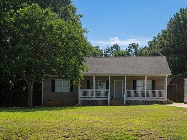 805 Gose Rd, Forsyth, GA 31029