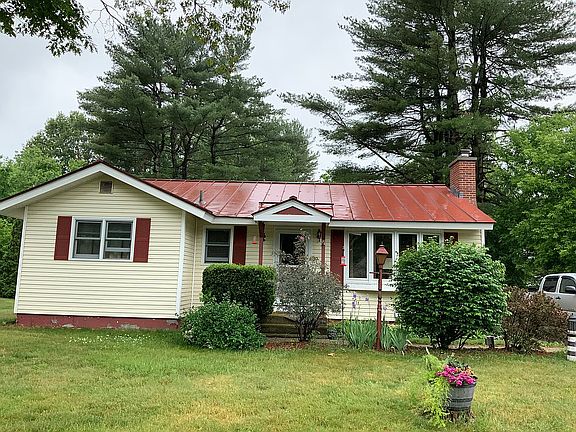 2nd image of 32 Lavigne Rd