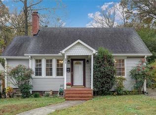 2813 Springwood Dr, Greensboro, NC 27403