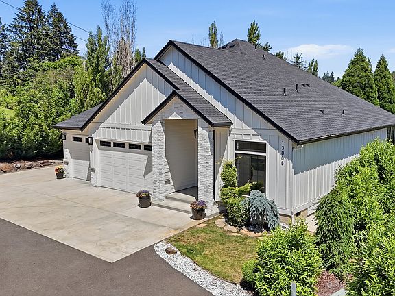 5th image of 13806 NW 35th Ct