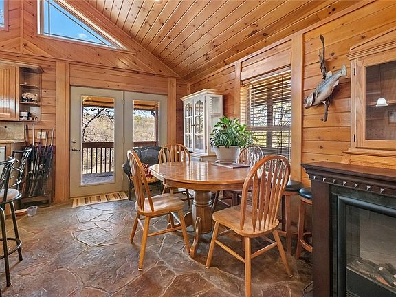 5th image of 10959 Spring Ridge Ln
