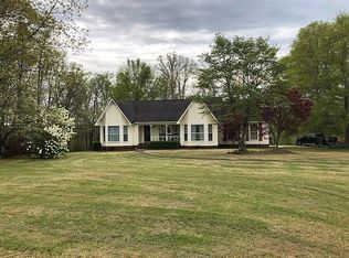 559 Smith Rd, Eva, AL 35621