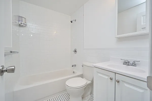 Rented by Corcoran | media 12