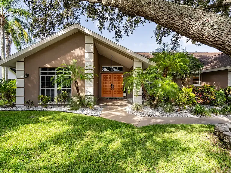 4712 Spring Meadow Ln — Photo 2