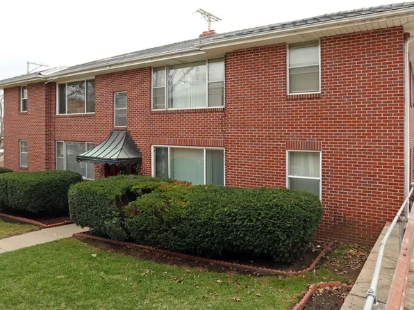 Midtown Court, 508 S 35th Ave #4, Omaha, NE 68105