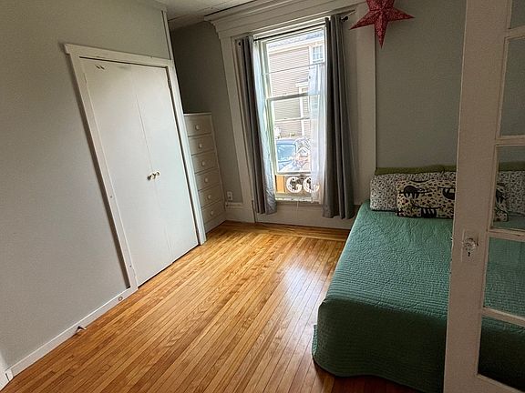 2nd image of 233 Essex St