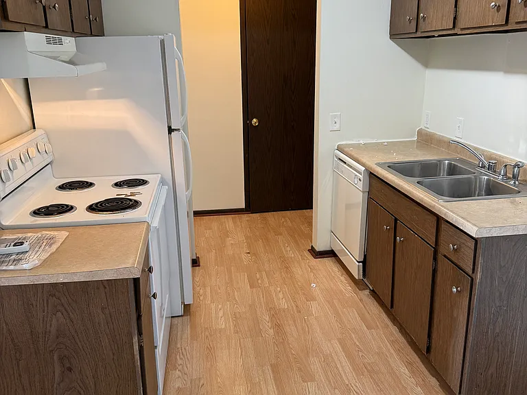 Pineview Estates — Photo 5