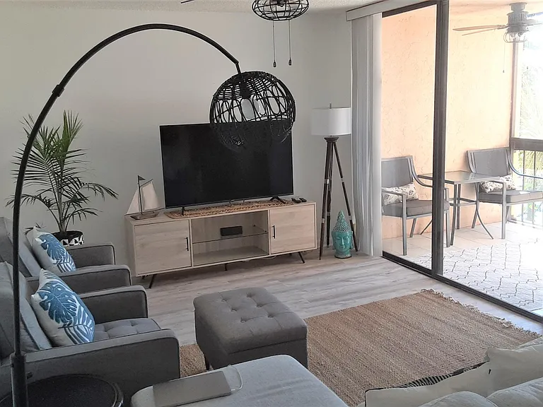 950 Egret Cir #5307 — Photo 13