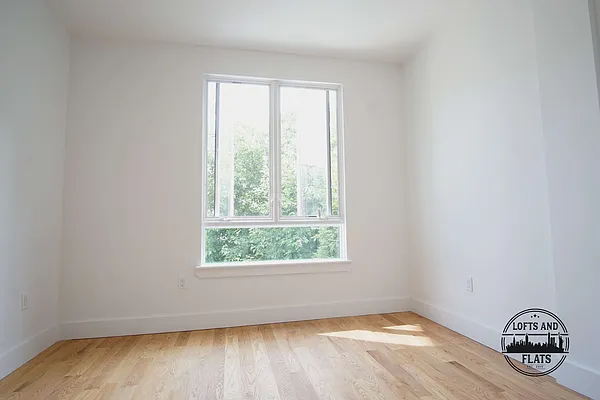 Rented by Lofts and Flats LLC | media 33