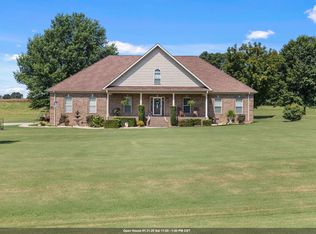 50 Meadow Ridge Ln, Rogersville, AL 35652