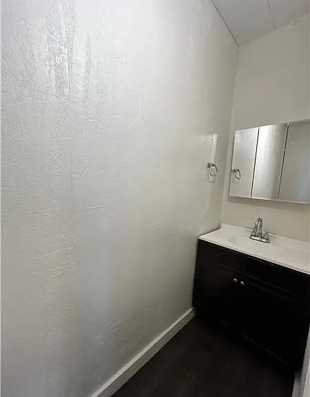 1303 Oregon Ave — Photo 12