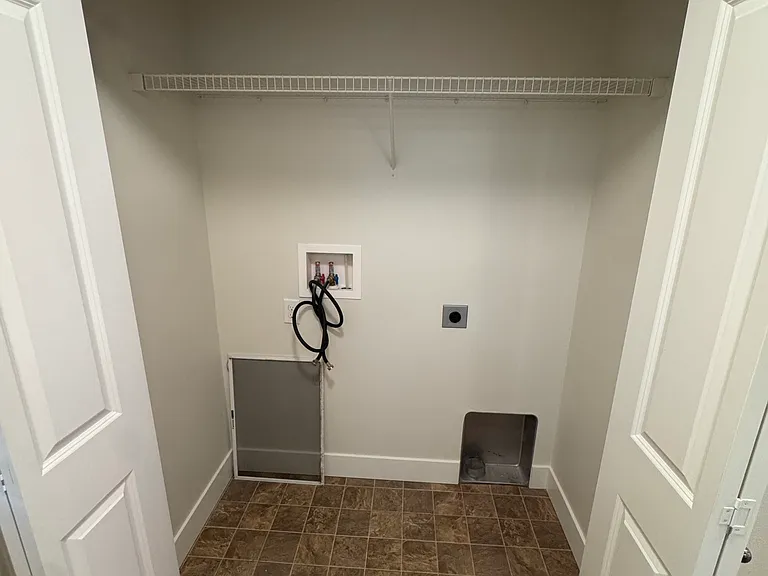2132 W Sussex Ave — Photo 13