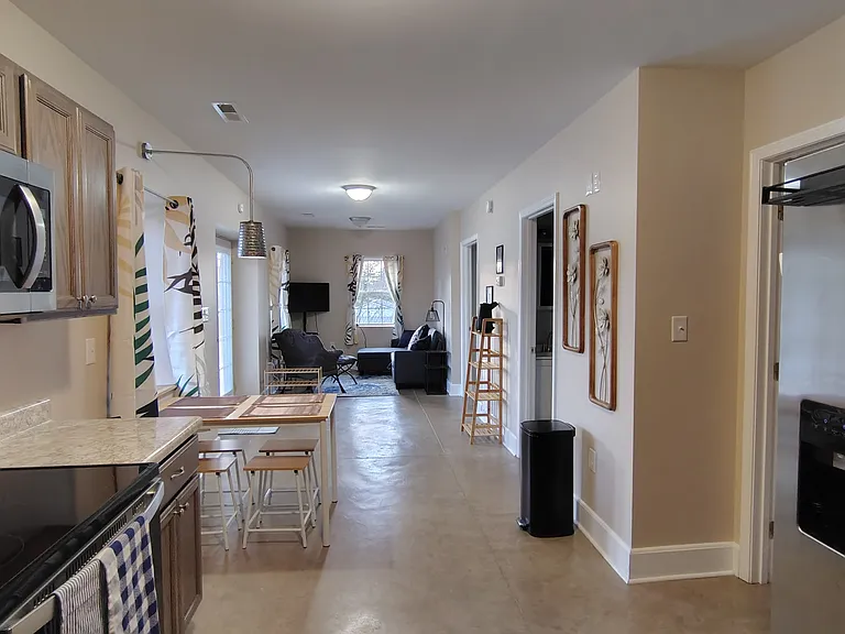 362 Roberta St SW #B — Photo 9