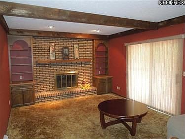 4th image of 1027 Oakbrooke Dr