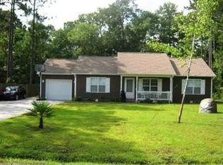 301 Revere Rd, Southport, NC 28461