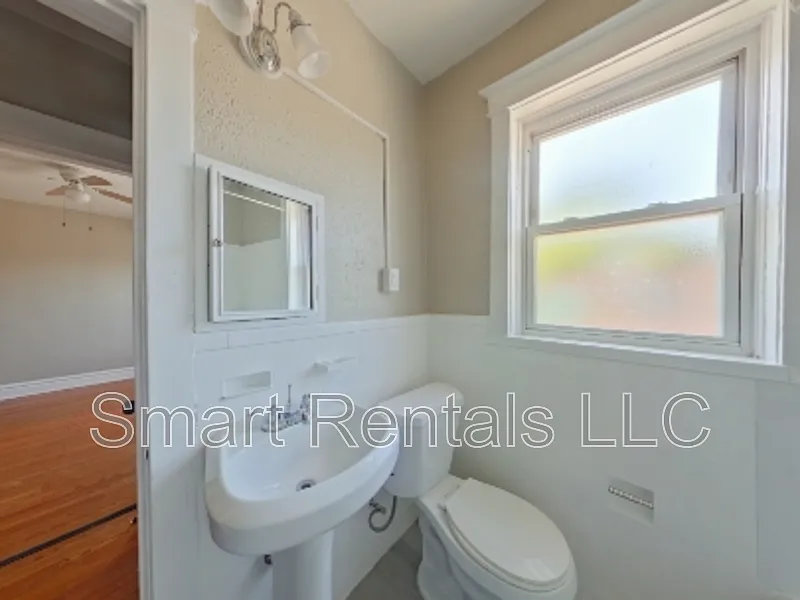 1 bed, 1.0 bath, 700 sqft, $699 — Photo 4