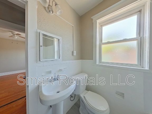 4th image of 6326 Oakland Ave APT 3W