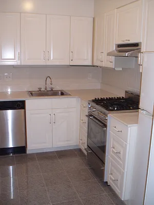 Rented by Sotheby's International Realty | media 8