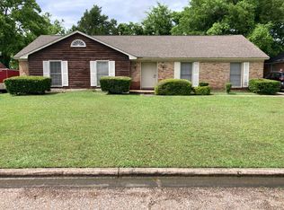 6717 Capouano Dr, Montgomery, AL 36116