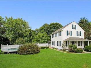 392 Bradford Rd, Bradford, RI 02808