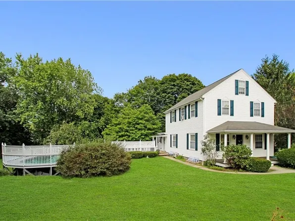 392 Bradford Rd, Bradford, RI 02808