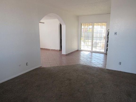 4th image of 5832 Kurita Ave