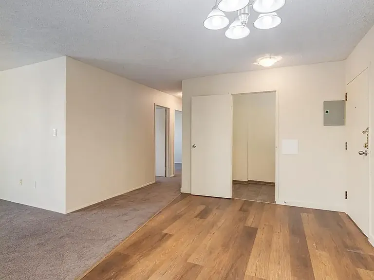 505 56th Ave SW #215 — Photo 27