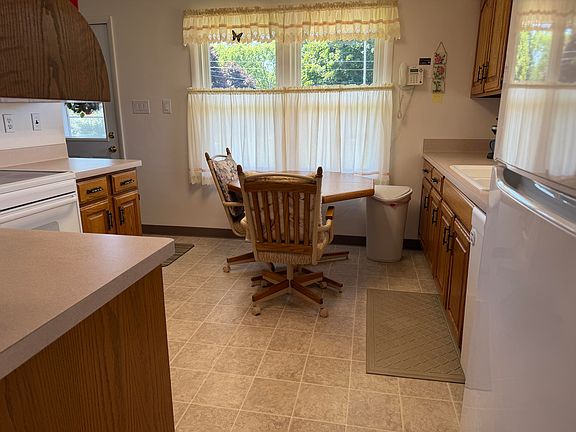 4th image of 1511 Kensington Dr