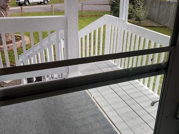 3rd image of 611 Nisqually Park Dr SE