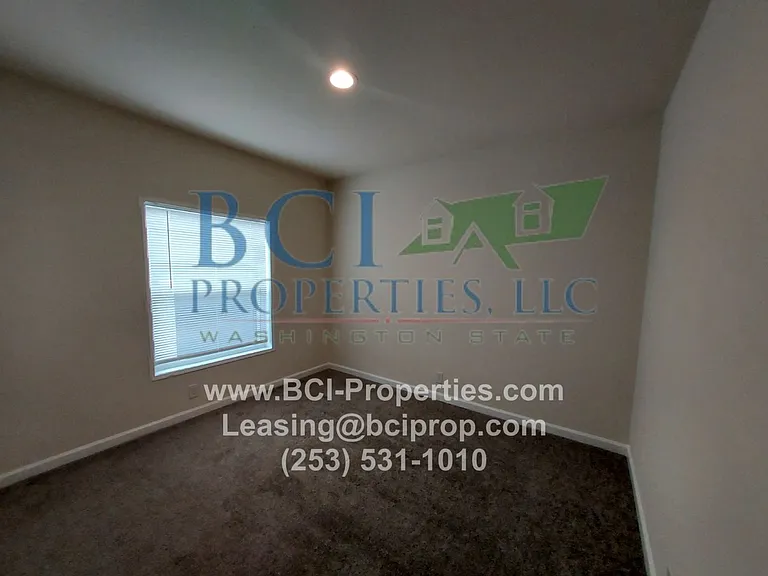 10802 22nd Avenue Ct E #12 — Photo 8
