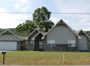 2055 Creswell Rd, Seymour, TN 37865