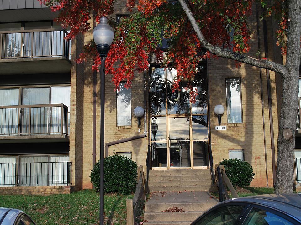 1st image of 11050 Camfield Ct #6B-004